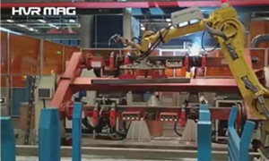 Efector Final Magnético del Robot que Manipula Tubo de Acero Hueco en Línea de Soldadura Automática